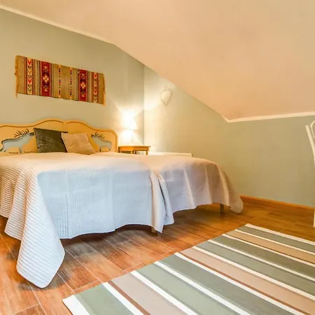 Pet Friendly In Wygon With Kitchen *